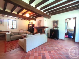  Maison  vendre 8 pices 235 m