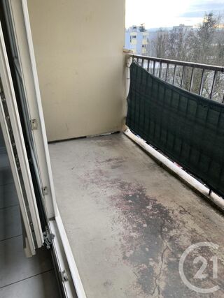  Appartement à louer 2 pièces 49 m²