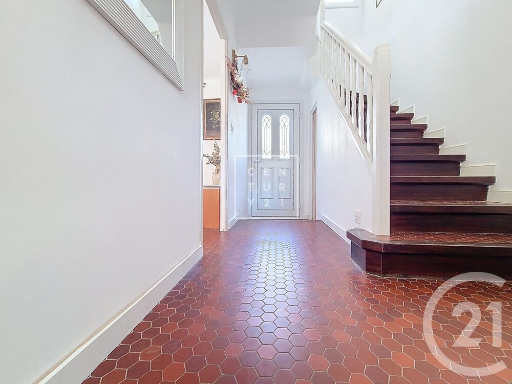 location Maison - 5 pièce(s) - 127 m² Canohès (66680)