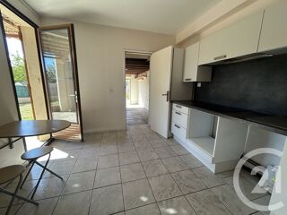  Maison à louer 5 pièces 108 m²