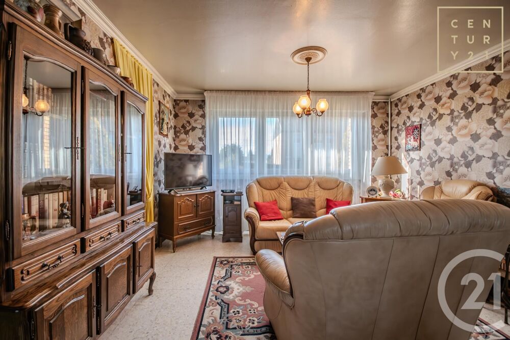 En bref : Maison de 92 m² à vendre à Maubeuge. Elle ....