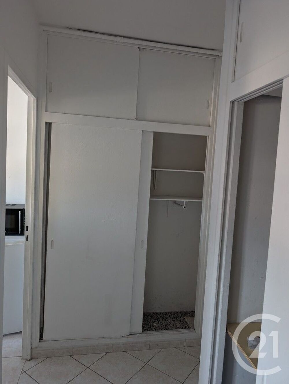 location Appartement - 1 pièce(s) - 30 m² Nîmes (30000)