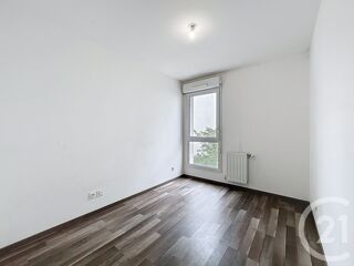  Appartement à louer 3 pièces 60 m²