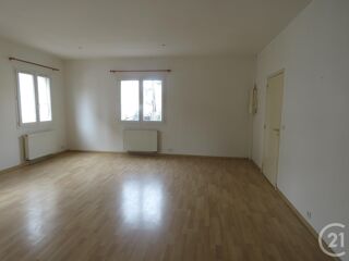  Appartement à louer 3 pièces 76 m²