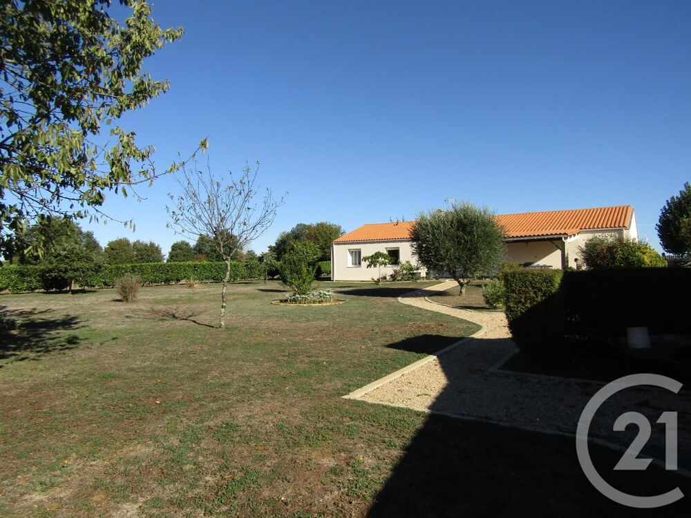 vente Maison - 6 pièce(s) - 139 m² Saint-Romans-lès-Melle (79500)