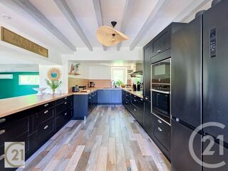  Maison à vendre 6 pièces 353 m²