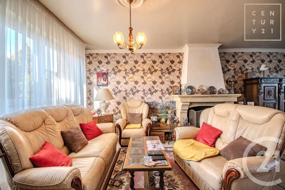 En bref : Maison de 92 m² à vendre à Maubeuge. Elle ....