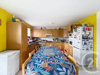  Maison � vendre 7 pi�ces 247 m�