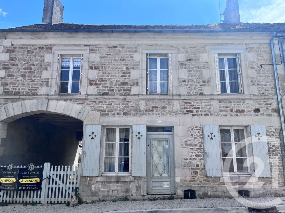 Charmante maison en pierres apparentes composée d'une gr....