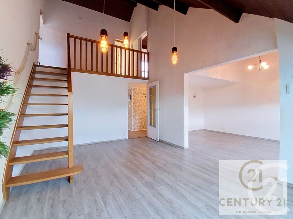 vente Appartement - 6 pièce(s) - 125 m² Vesoul (70000)
