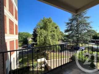  Appartement à louer 3 pièces 60 m²