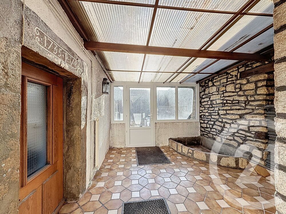 Nichée au c½ur Abbévillers, cette maison de 151m² offre ....