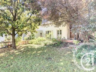  Maison  vendre 10 pices 267 m