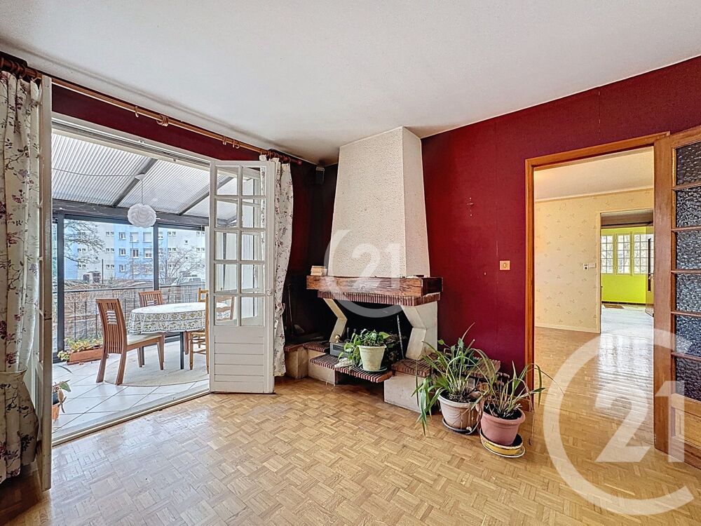 Century 21 agence du théâtre, vous propose à la vente à ....