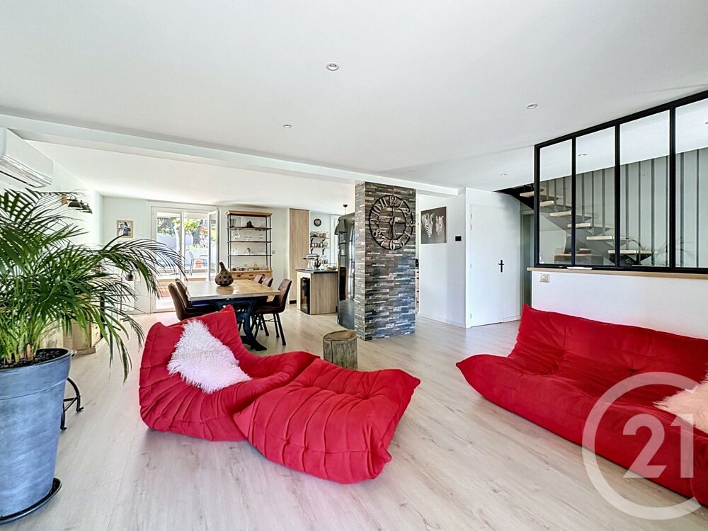 vente Maison - 6 pièce(s) - 162 m² Saint-Laurent-de-Mure (69720)