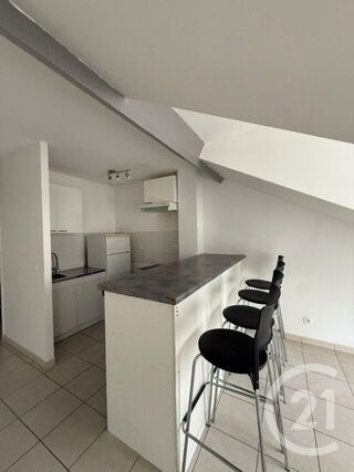  Appartement à louer 2 pièces 36 m²