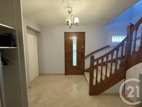  Appartement � louer 4 pi�ces 145 m�