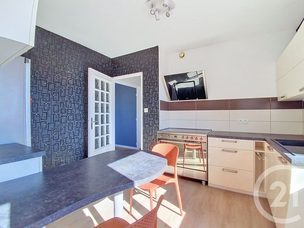 vente Appartement - 4 pièce(s) - 121 m² Vesoul (70000)