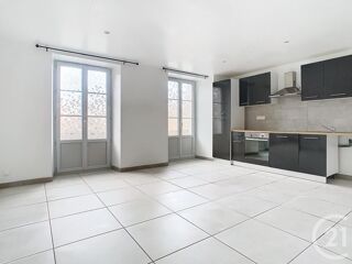  Appartement à louer 3 pièces 66 m²
