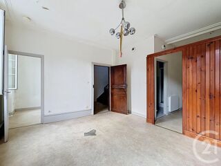  Immeuble à vendre 121 m²