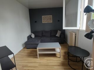  Appartement à louer 3 pièces 72 m²