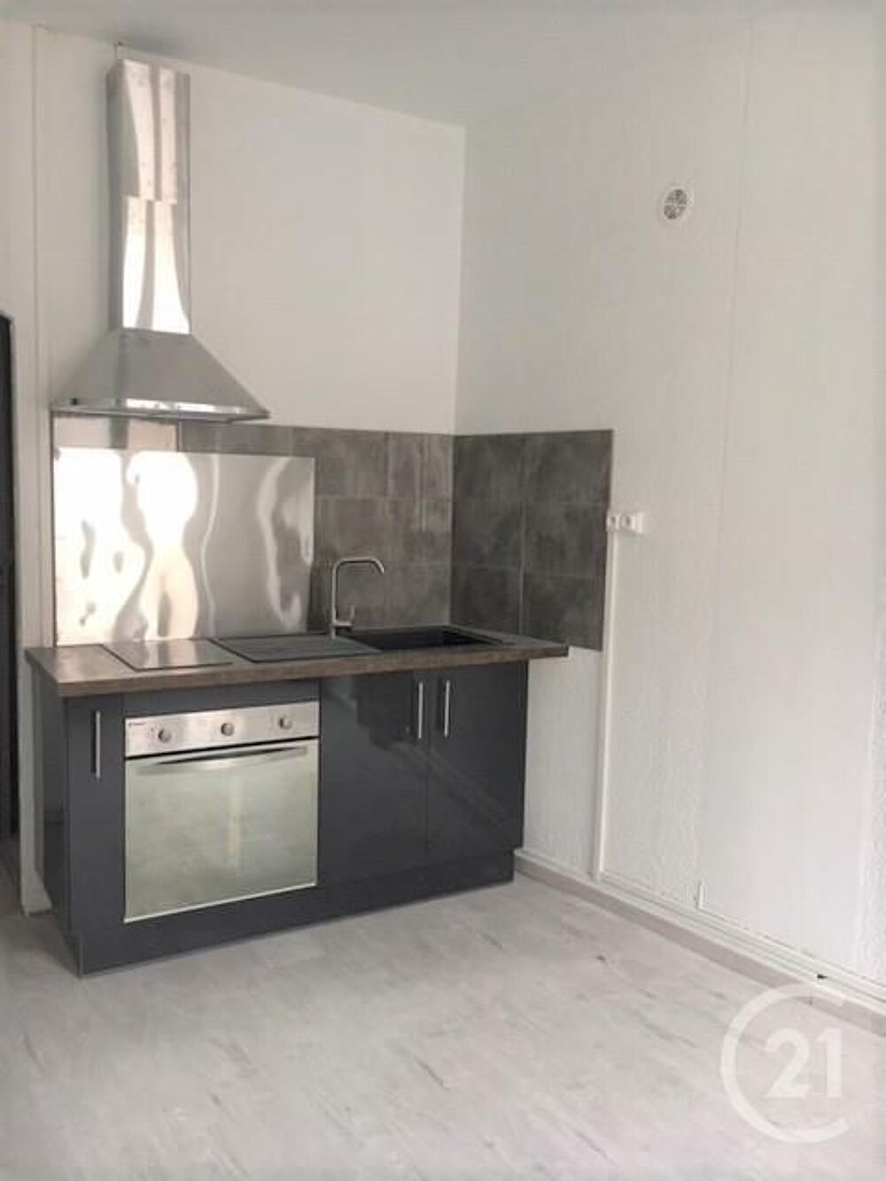 location Appartement - 2 pièce(s) - 37 m² Bagnols-sur-Cèze (30200)