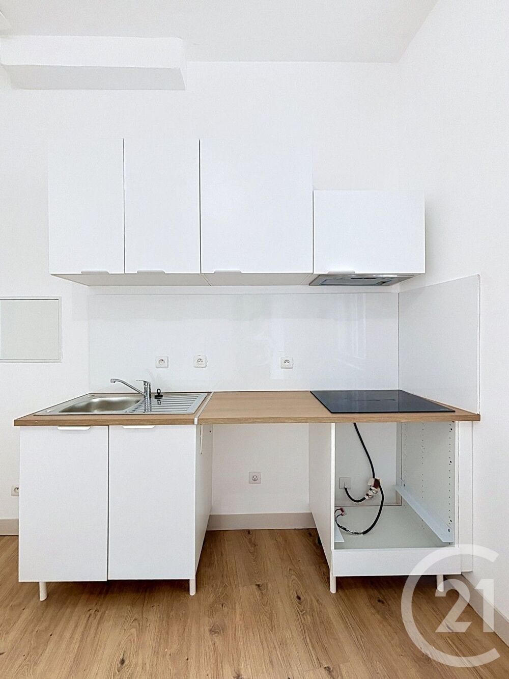 location Appartement - 2 pièce(s) - 59 m² Salies-du-Salat (31260)
