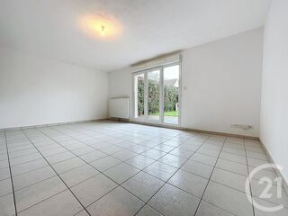 location Maison - 5 pièce(s) - 82 m² Grand-Charmont (25200)