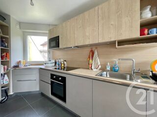  Appartement à louer 3 pièces 64 m²