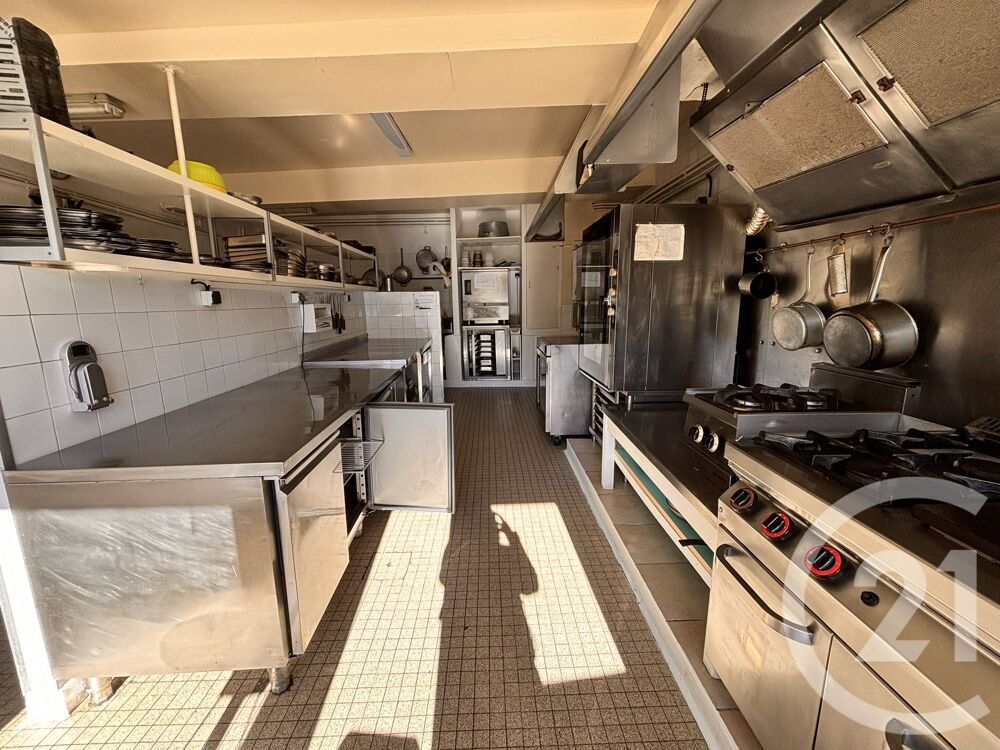 vente Maison - 15 + pièce(s) - 900 m² Montferrier (09300)