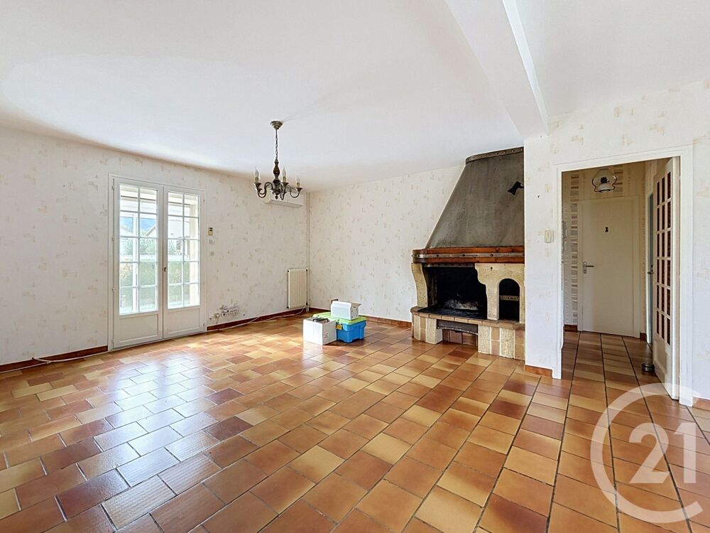 location Maison - 4 pièce(s) - 146 m² Lorp-Sentaraille (09190)
