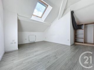  Appartement à louer 2 pièces 40 m²
