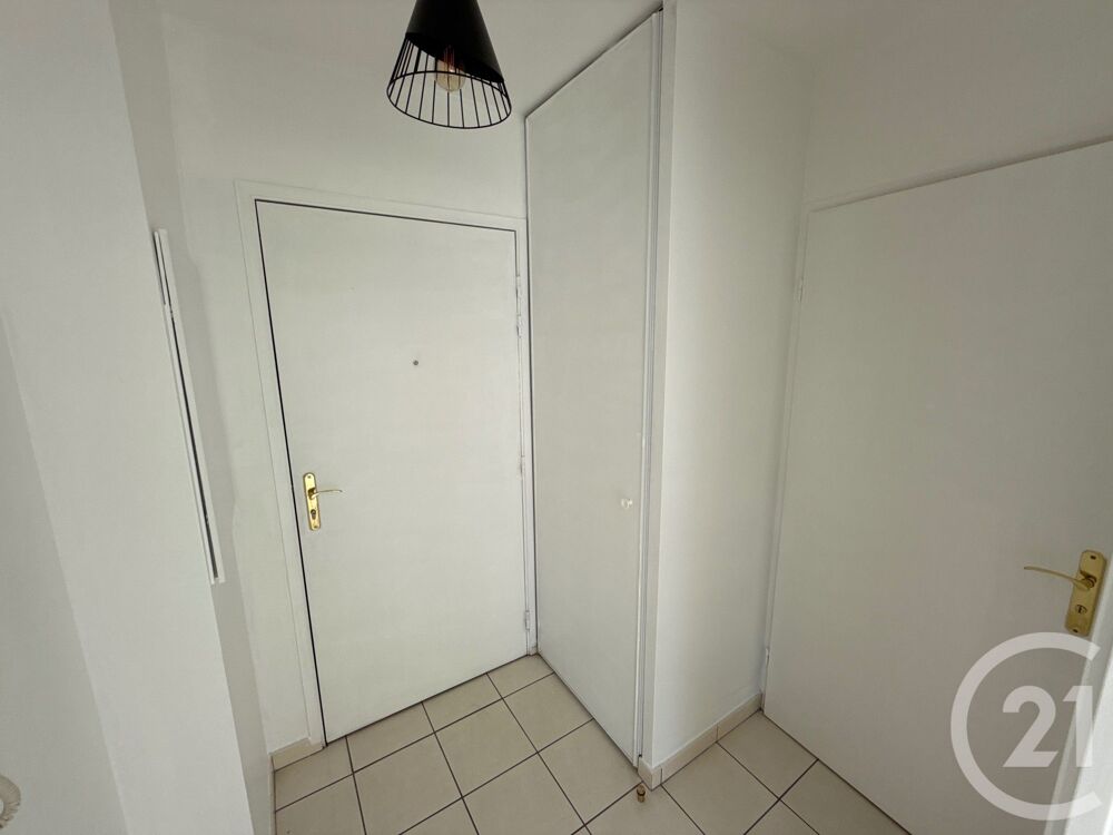 location Appartement - 2 pièce(s) - 44 m² Ecquevilly (78920)
