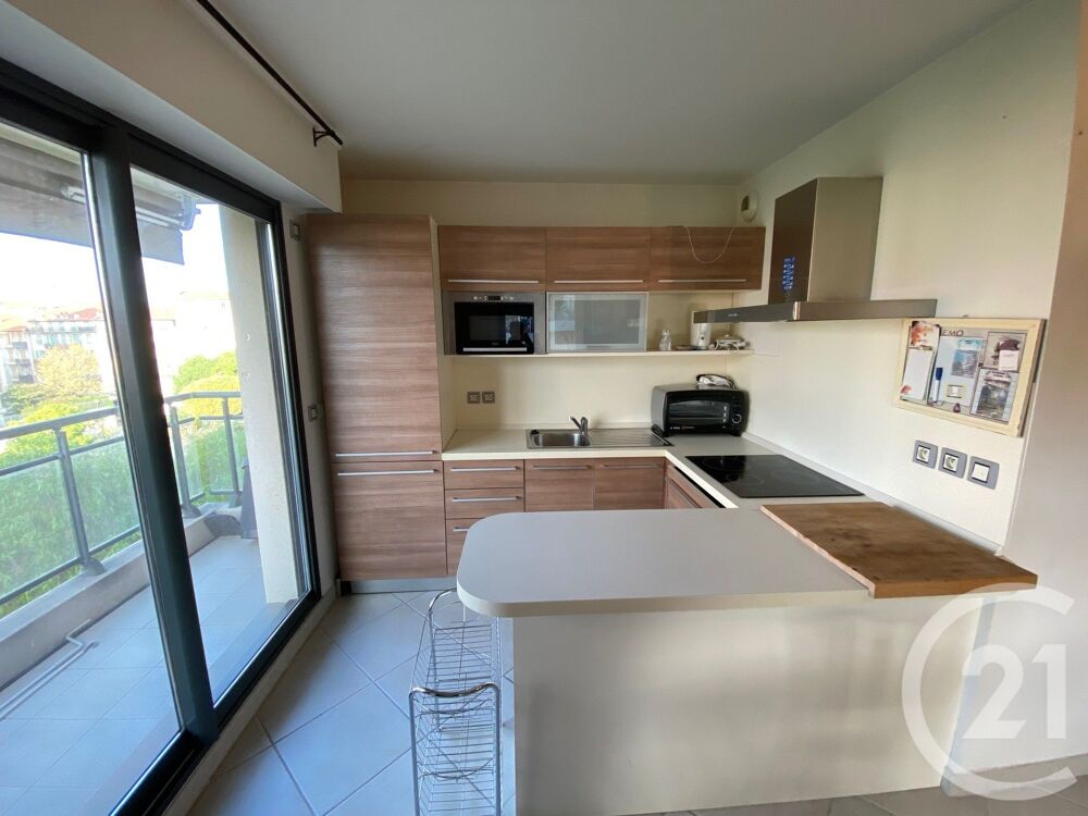location Appartement - 2 pièce(s) - 42 m² Nice (06300)