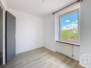  Appartement à louer 3 pièces 45 m²