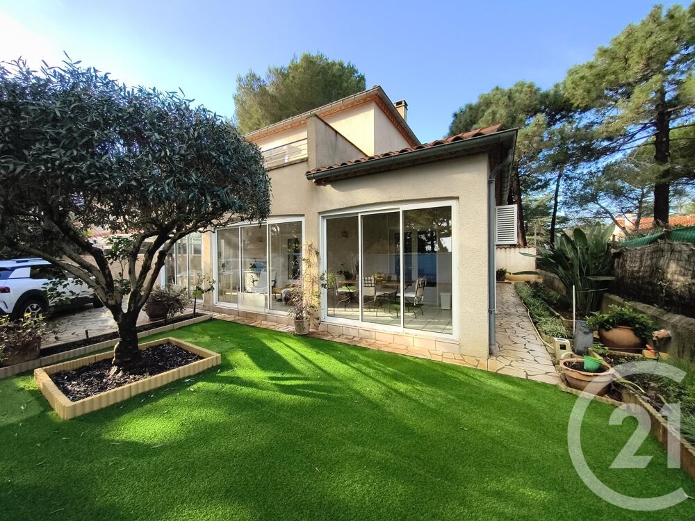 RARE SUR LE SECTEUR ! Découvrez cette magnifique villa s....