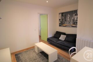  Appartement à louer 2 pièces 42 m²
