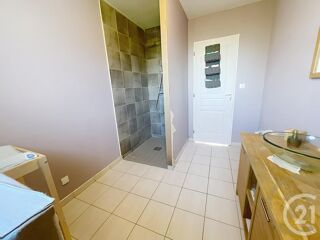  Maison  vendre 7 pices 135 m