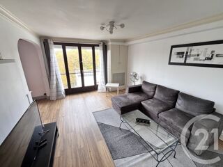  Appartement à louer 4 pièces 80 m²