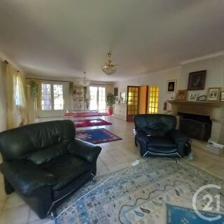  Maison � vendre 6 pi�ces 307 m�