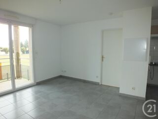  Appartement à louer 2 pièces 36 m²