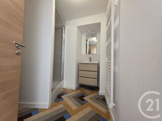  Appartement à louer 1 pièce 25 m²