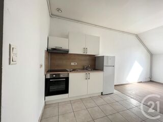  Appartement à louer 2 pièces 45 m²