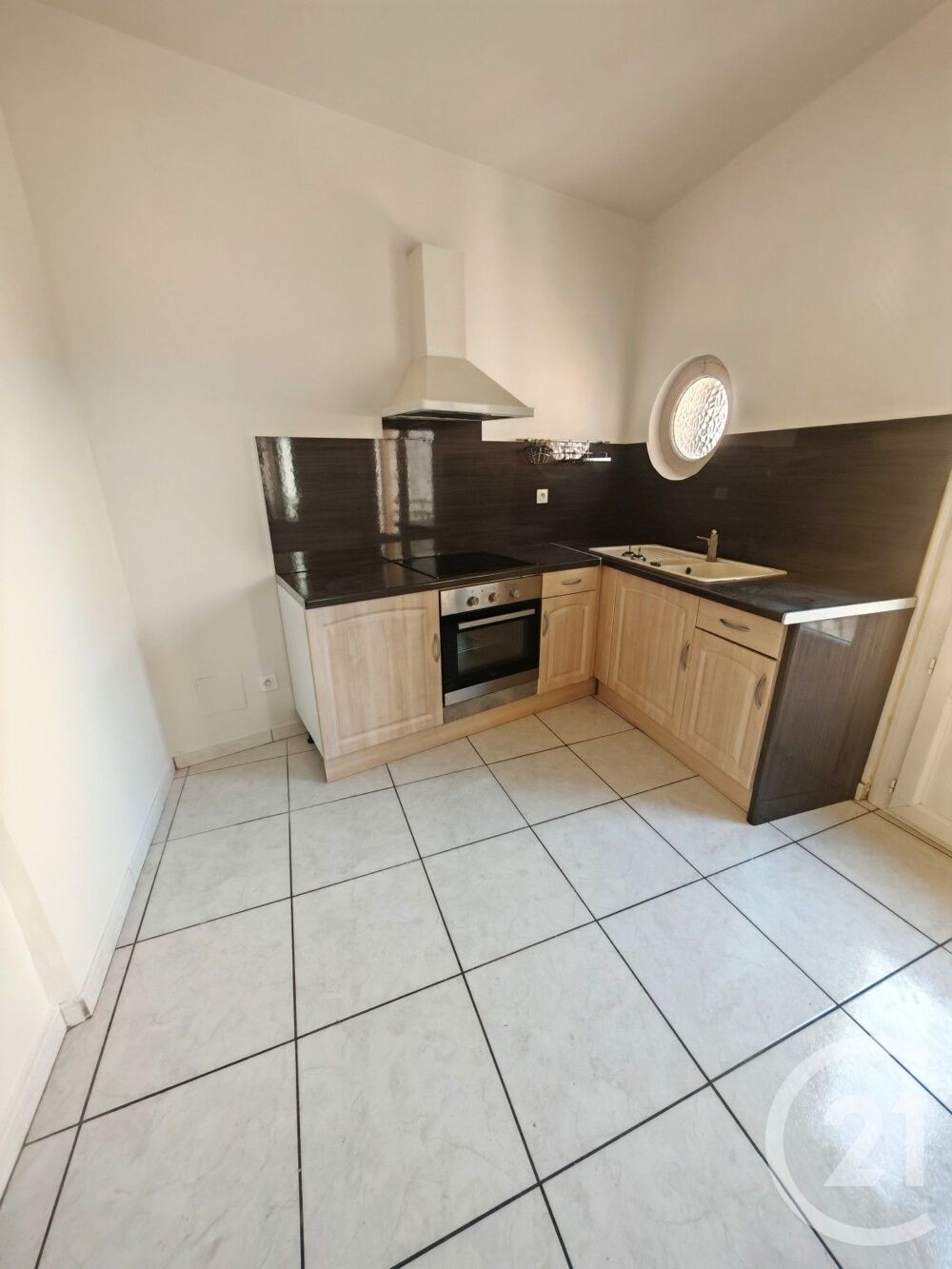 location Appartement - 3 pièce(s) - 53 m² Elne (66200)