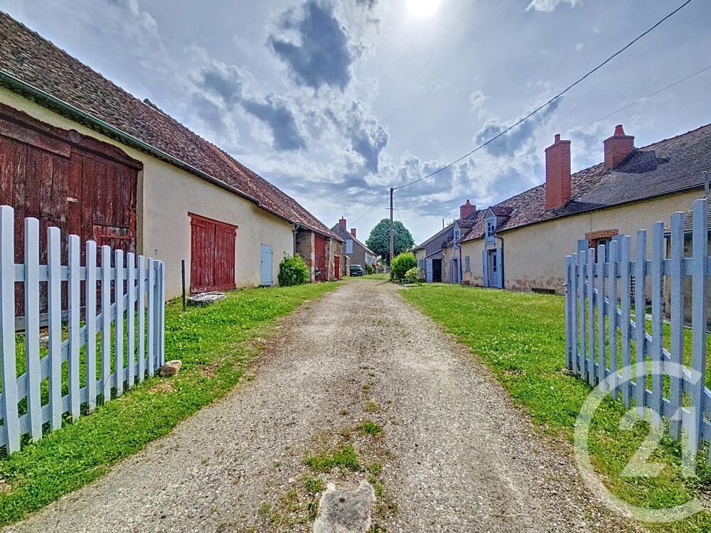 vente Maison - 5 pièce(s) - 202 m² Deneuille-lès-Chantelle (03140)