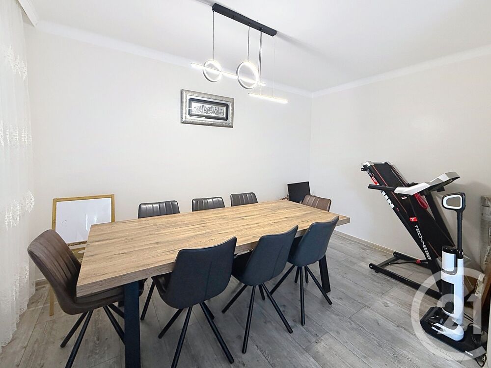 AVIGNON Appartement 3 pièces de 77 m² vendu loué avec g....
