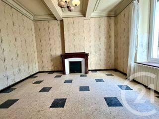  Maison  vendre 6 pices 344 m