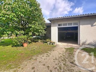  Maison  vendre 4 pices 266 m