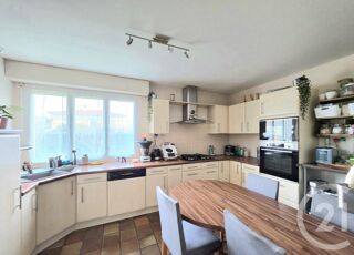  Maison � vendre 10 pi�ces 249 m�