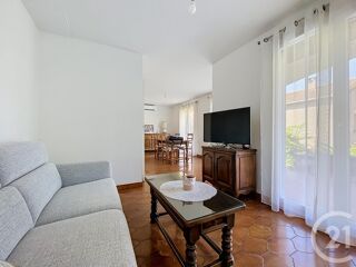  Maison à vendre 4 pièces 829 m²
